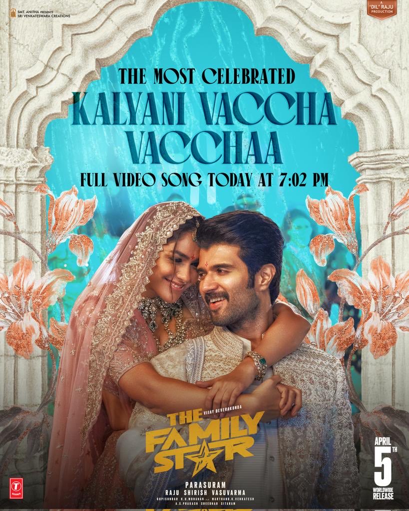 The most loved #KalyaniVacchaVacchaa VIDEO SONG out today at 7.02 PM ❤️ Sung by @Singer_Karthik & #Mangli ❤‍🔥 Get ready to dance along to the lovely beats of the wedding song ✨ #FamilyStar #FamilyStarOnApril5th @TheDeverakonda @Mrunal0801 #KUMohanan @GopiSundarOffl…