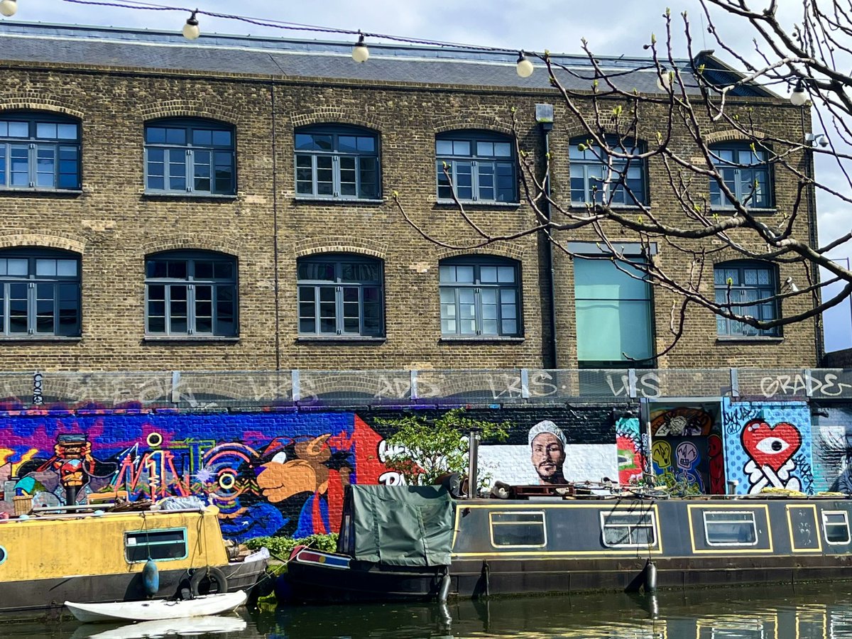 Tottenham Hale to Hackney Wick along the River Lee/Lea. Great green corridor for wildlife and wellbeing. #london @CanalRiverTrust