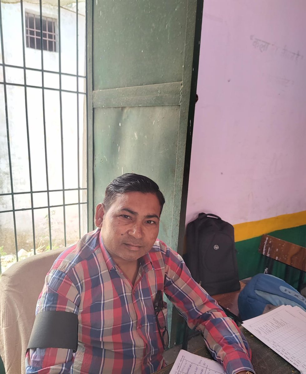 Shyam_S_Bhatia's tweet photo. जिसने डाली बुढ़ापे में खाक !
उसको न करना कभी तुम माफ !!
PS parauli FATEHABAD, AGRA against NPS
#ops
#पुरानीपेंशनबहालकरो 
 #BlackDays 
#01April 
#voteforOPS 
#अटेवा_आगरा https://t.co/YKbizvaS9W