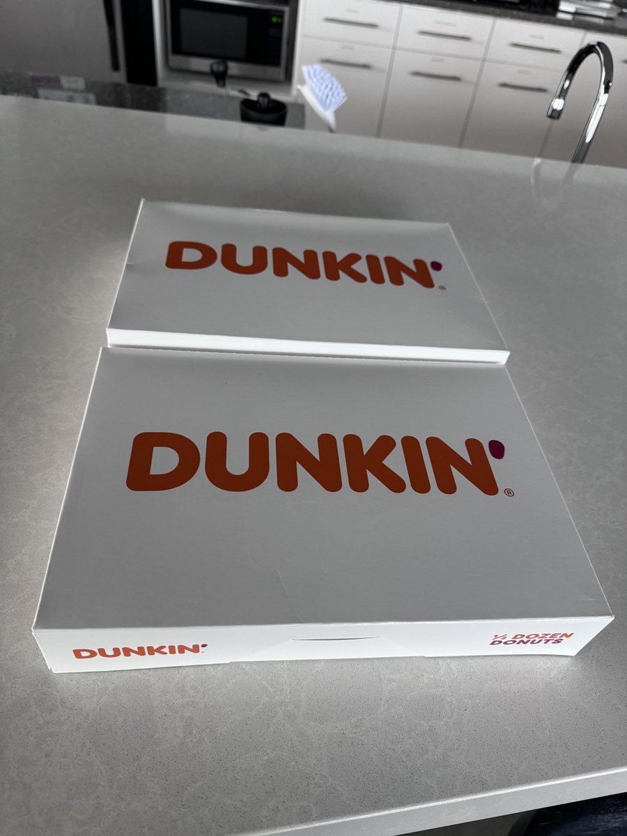 Deee3z's tweet image. And now we wait..

#AprilFools2024