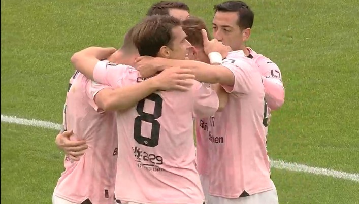 euroPAfcs's tweet photo. Goooooooaaallll!!!! #LUND #Scores #PisPal 0-2 #PisaPalermo #SerieBKT  🦅💪🩷🖤 https://t.co/ZLhOySPMWa