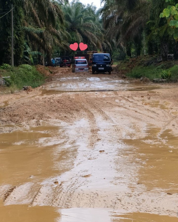 Sebagai anak Kaltim, orang-orang suka heran sama preferensiku yg lebih milih perbaikan RS daerah &amp; bangun puskesmas dg fasilitas rawat inap ketimbang gedung kemenkes megah baru di IKN. 

Jawabannya: