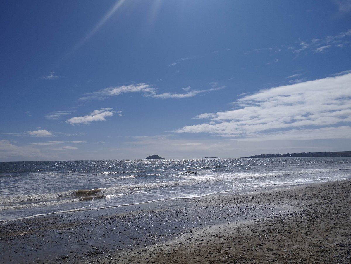 Balmy swim in Garryvoe..so ready for brighter, dry days. This sun better not be an April Fools anomaly