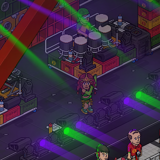 Canucci_hb's tweet image. O fuzuê da SeaFolia foi uma delícia, né? Bobbassa geladinha a noite inteira. ✨

#SeaFolia #BobbaComModeração