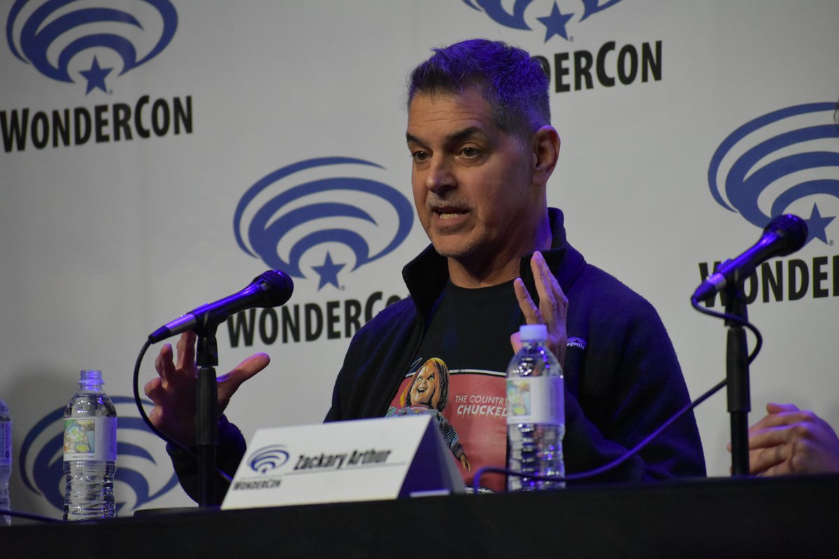 mulderville's tweet photo. Notre média était présent au panel @WonderCon consacré à la troisième saison de la série culte #Chucky En présence de @1ZackaryArthur @AlyviaAlynLind @bjorgvinarn @DevonESawa @JenniferTilly @RealDonMancini et #KellyJackson @SYFYfr @SYFY @USANetwork. Retrouver notre article, photos et video https://t.co/ezDpgY4OEy