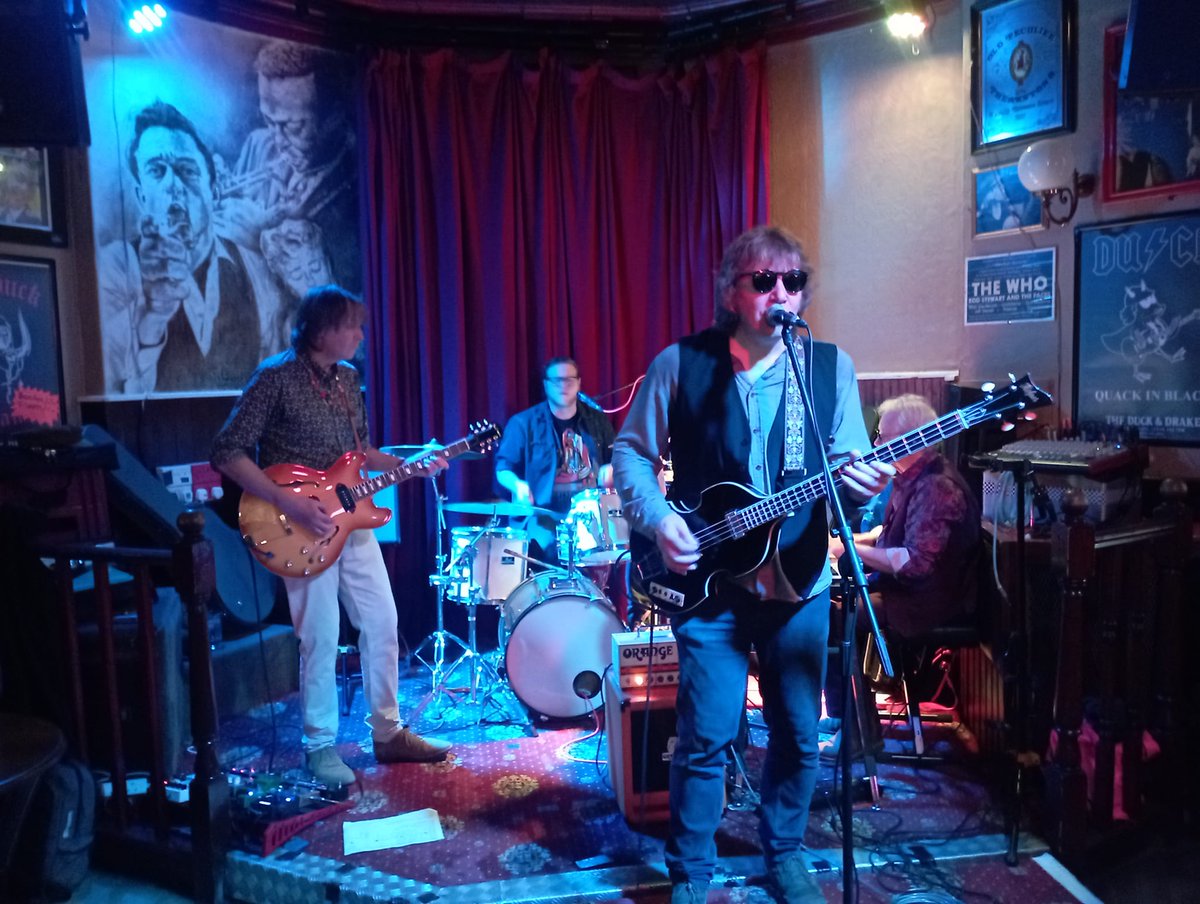 CorporationPop1's tweet photo. NEXT GIG is Sun 21st April at 3pm sharp - Corporation Pop [late 60's Pop/Rock/Soul/Psychedelia] at The Duck &amp; Drake, 3 Kirkgate, LEEDS, LS2 7DR. Free entry! #Leeds #DucknDrake #CorporationPop #Psychedelia #Pop #LiveMusic #Yorkshire #Soul #Rock https://t.co/oc1GH5pOAy