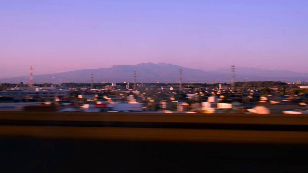neoage2021's tweet photo. とき、流れる車窓
#om1 #oishare #新幹線 https://t.co/FPZMid5q09