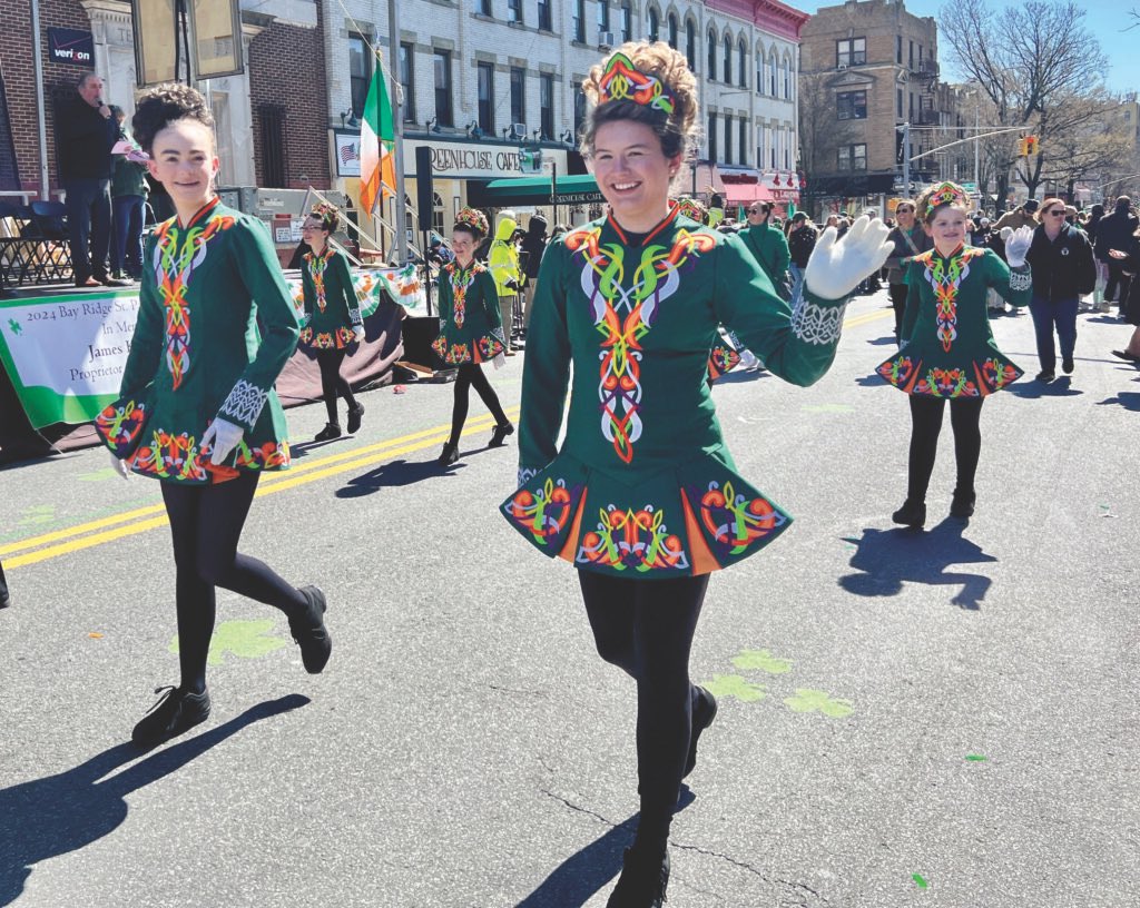 It’s a celebration of everything #Irish! Enormous crowds gathered “on the avenue” for the annual @BayRidgeParade on Sunday, March 24. Step-dancers were among the many performers who dazzled the crowd at the reviewing grandstand outside #GreenhouseCafe! tinyurl.com/34nr2bs8