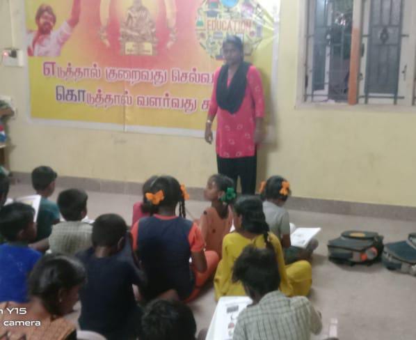 TVK_DGL_East's tweet photo. #திண்டுக்கல்மேற்கு மாவட்ட #தொண்டரணி_தலைமை சார்பாக,

#தளபதிவிஜய்பயிலகம்

இன்று 
*01-04- 2024 திங்கள்* 
நேரம் : மாலை
 6 to 8

#142வது நாள்* 

மாணவர்கள் எண்ணிக்கை- *30* வருகை - *19*
#தமிழகவெற்றிக்கழகம்‌ 
#TVKVijay https://t.co/TyTEv9ve6R