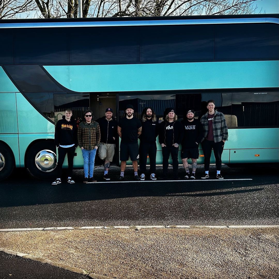 And we’re off!!! 👋🏼 @thosedamncrows heading out to join up with @takidamusic to tour across Europe! 🇩🇪 🇦🇹 🇨🇭 #thosedamncrows #takida #crowsontour #tourbus #crowsineurope #germany #austria #switzerland #letsgo #rockmusic