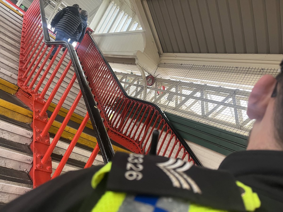 Our officers are out patrolling across the network in North Wales! 🐣🚔 #HappyEaster #GuardiansOfTheRailway #ProudToProtect
