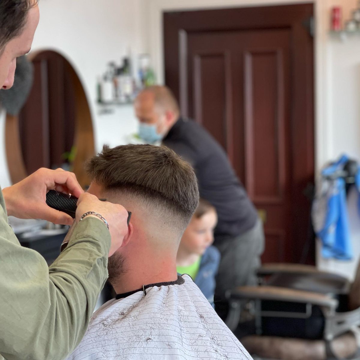 A big THANK YOU to Black Bull Barbers in Bonnyrigg who have donated 10 x £10 vouchers to our Online Charity Auction. Our Auction goes live at 5pm on Friday 12th April. Tickets are £5 per household &amp; can be purchased at
legacy.biddingowl.com/Auction/ticket…...
#rotary #community #PeopleOfAction