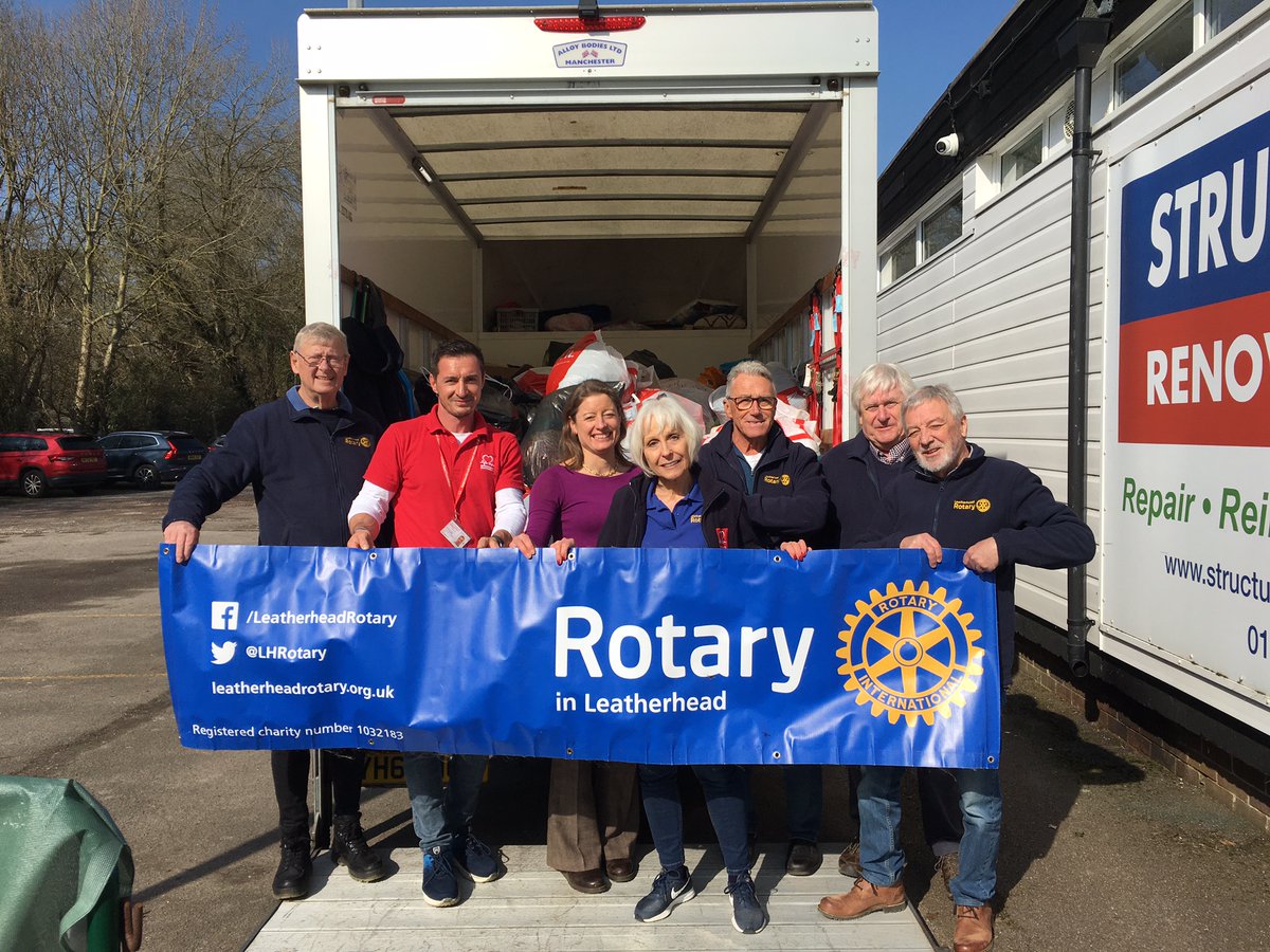 #Charity fundraising is really challenging right now. We need to do all we can to support our local charities, enabling them to continue to support others in need. Let's help where we can! In my spare hour, I supported @TheBHF with @LHRotary in #Leatherhead. Who can you support?