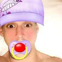 BalcazarJillian's tweet photo. #AaronCarter #HappyFools Today Is Happy Fools Day, I wanted to post pictures of Aaron showing off His goofy side, Because That's How freaking hilarious He was!!! 🤣🤣🤣🤣👏👏👏👏 https://t.co/gTqVwUlGDX
