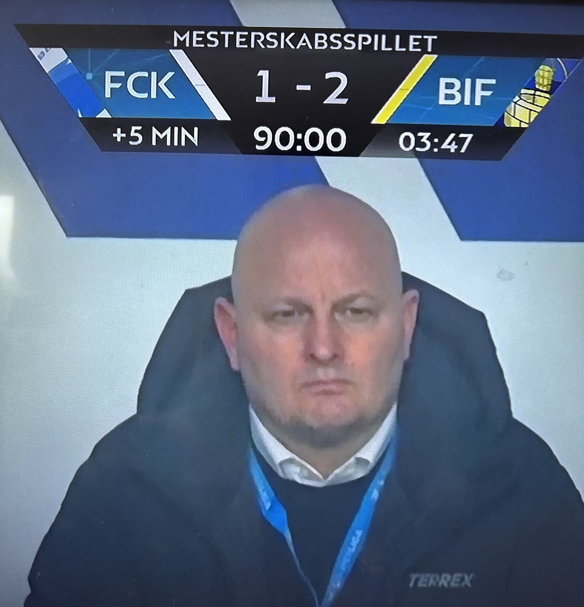 sebastian_oa97's tweet photo. DERBY SEJR!!!!

#Brøndby 🟡🔵 https://t.co/lHepM2XMkA
