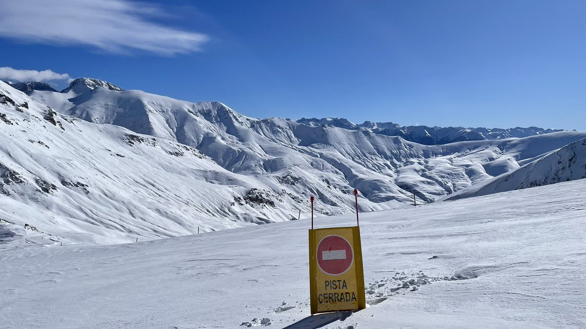 Quizá el mejor día de la temporada?….🥰🥰🥰

#cerler #cerlerenamora #valledebelanasque #benasque #balldebenas #yasoylugareño #hastaquelasrodillasaguanten