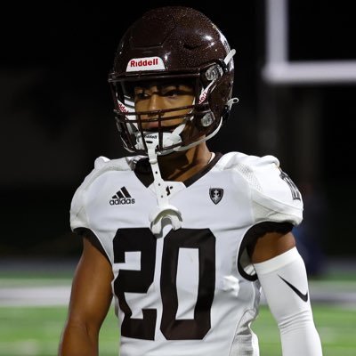 New: Meet 2025 Joliet Catholic @HilltoppersFB WR/DB @Anthony_Brown12 Anthony Brown who is a name to watch for the Hillmen edgytim.rivals.com/news/meet-2025…