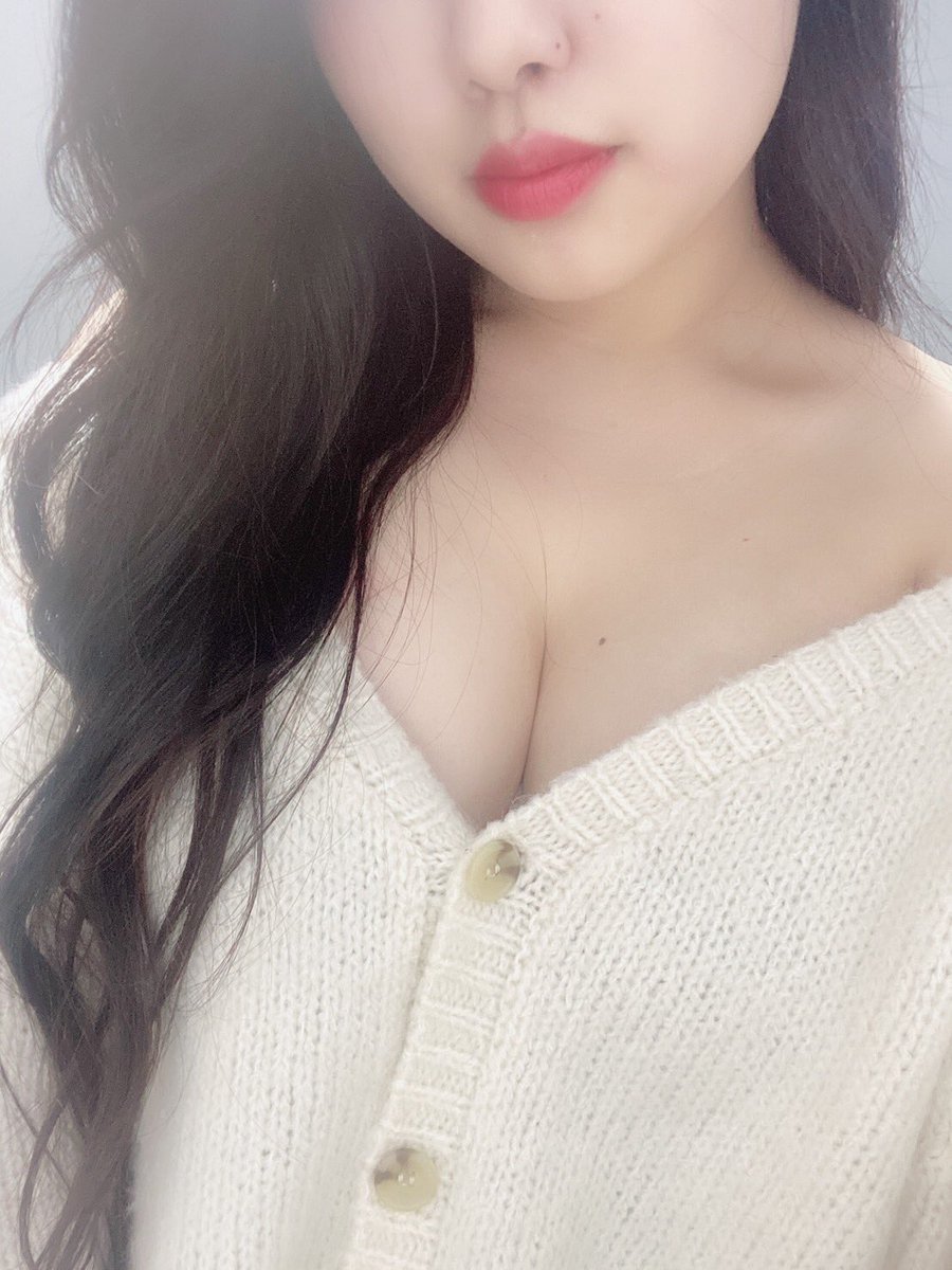 ✨めいちゃん残り1枠✨
24:45〜ご案内可能となっております♪

三ノ宮、明石におられる方は是非お気軽にお問合せください😊

#神戸メンエス
#三宮メンエス
#明石メンエス