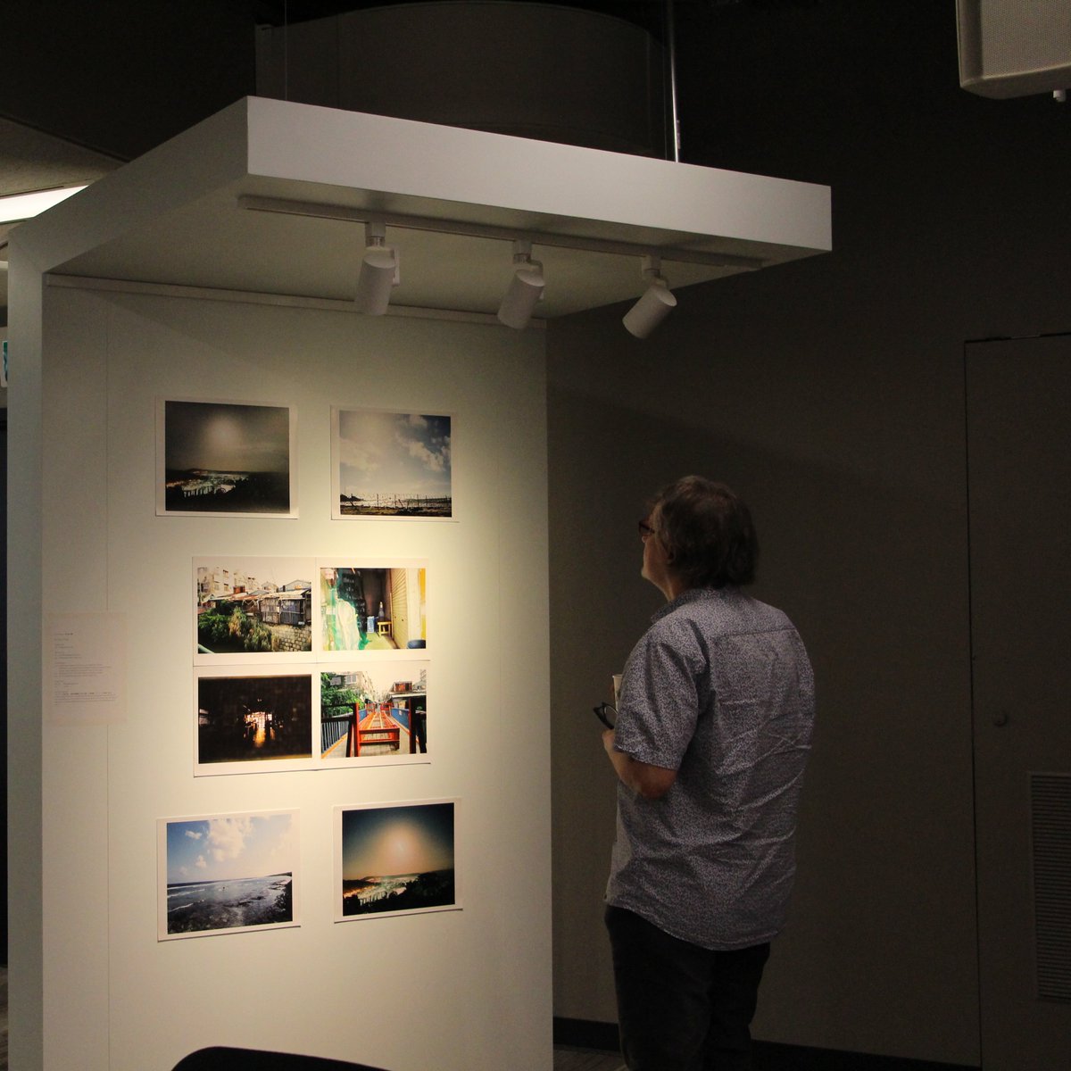 #JapaneseStudies Drop by the exhibition for 'Living Otherwise' featuring works by Kaori Nakasone, Satoko Nema, and Mayumo Inoue on display until April 26! Located outside the Seminar Room & in the Flexible Learning Space @EastAsianLib, 8th floor of Robarts, @uoftlibraries.