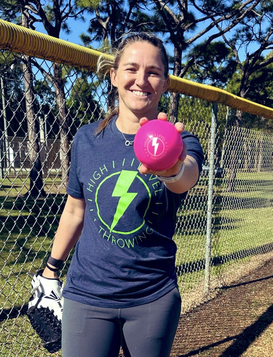 Get your arm right 💪🏻 with our custom Lightning Ball Plyo Set! 🥎⚾️⚡️ Use code: Bolts20 for 20% OFF! highlevelthrowing.com/products/light… @hayliemac8