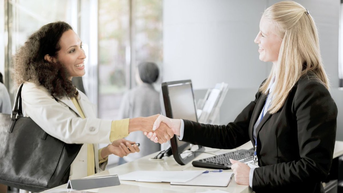 CareerReload's tweet image. Bank Teller Resume Example and Writing Tips buff.ly/4aD3sIu 

#BankTeller #TellerResume #ResumeExample