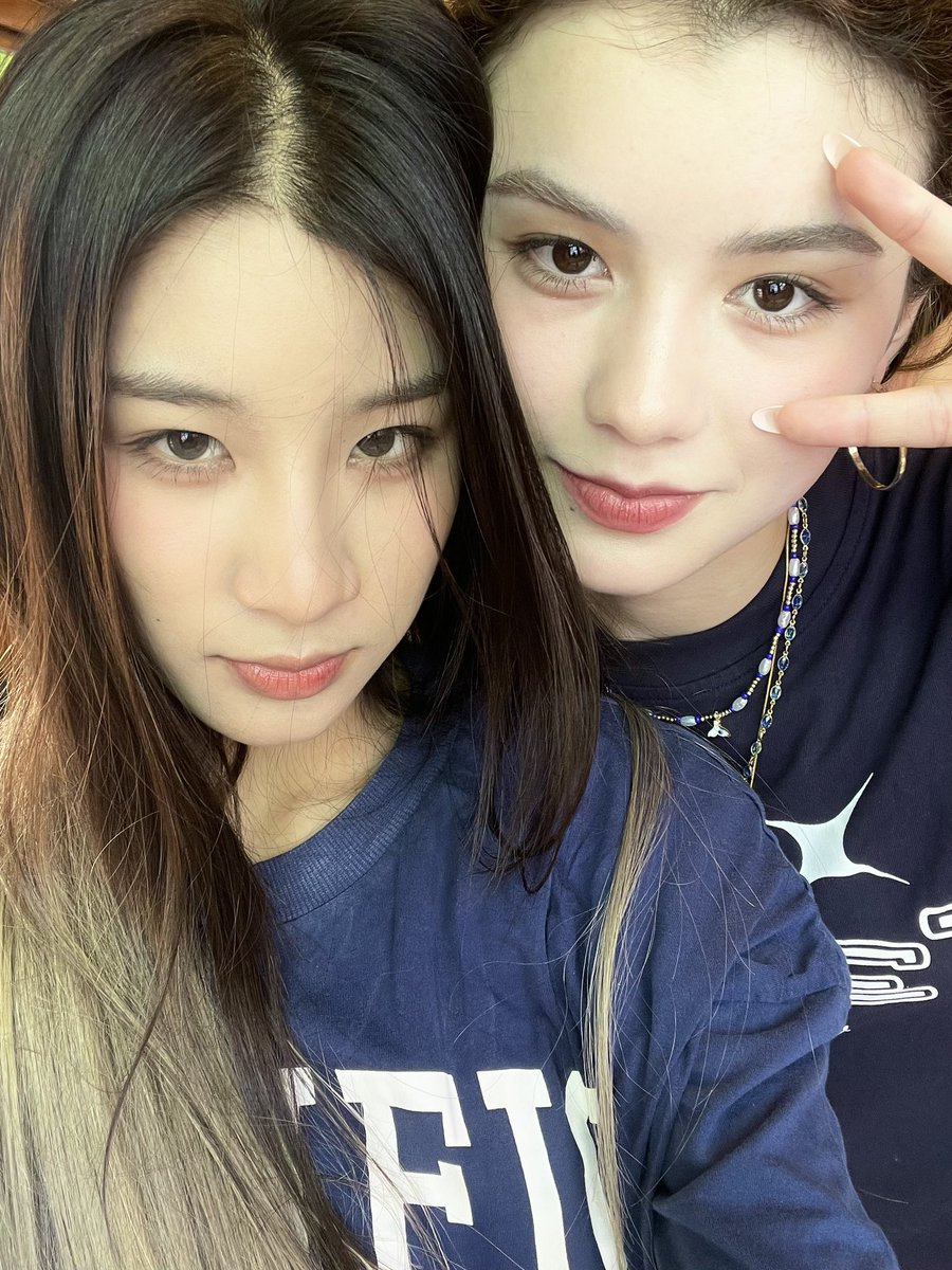 mingkanyas's tweet photo. @joanacharmer สาวอีสาน😘 https://t.co/MtqgjFrKv3