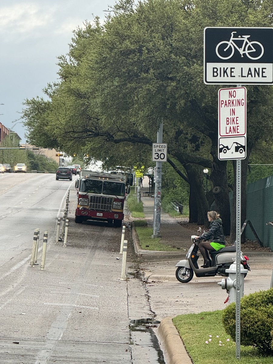 Yes please! #ATXcouncil 🚗 🚴