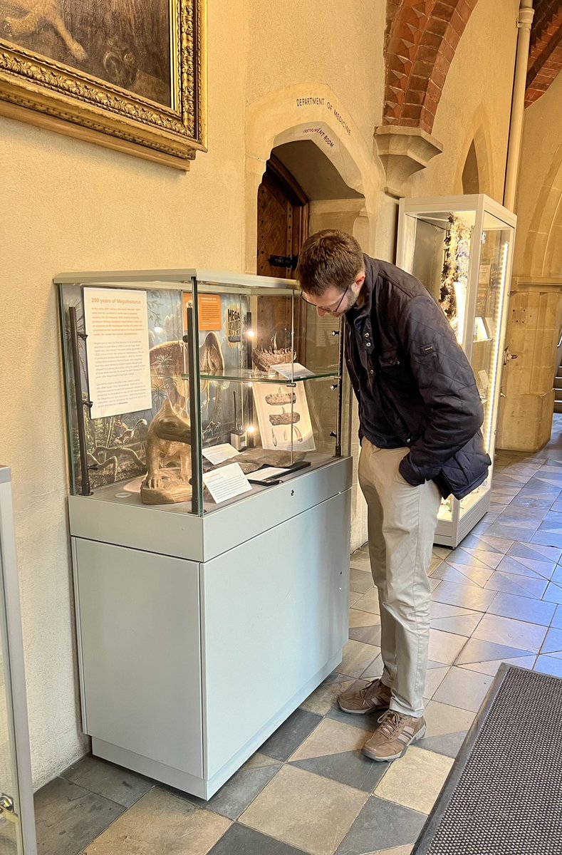 It’s “bring your husband to work” day at @morethanadodo! I’d like to say he was admiring my fantastic Megalosaurus exhibit, but he’s just fascinated by the case’s environmental monitoring system 🤦‍♀️