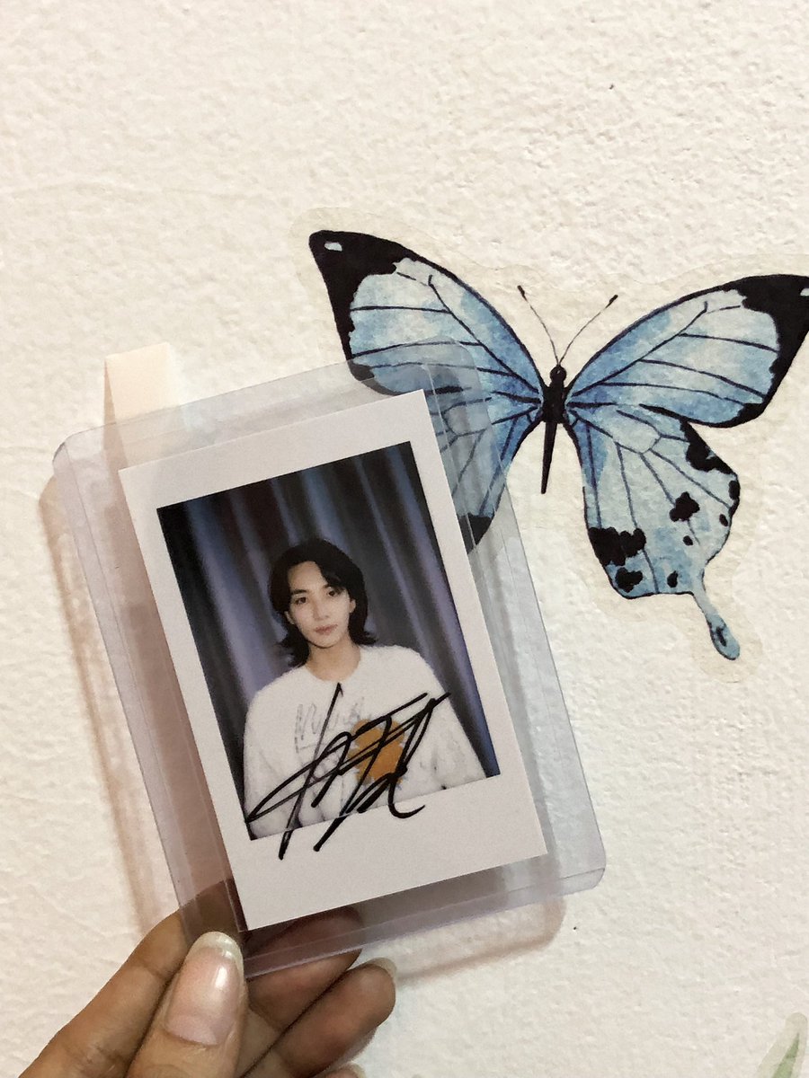 _namelesskwin's tweet photo. Hiiii @jeongvalyoonoh naka uwi na sila ng safeee. Thank youuu🥰💕

#luvmailfromval https://t.co/ZdBrkyTmtY