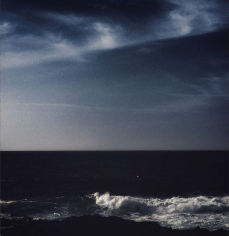 l1zgfs_'s tweet photo. 𝗂𝗇 𝗍𝗁𝖾 𝗆𝗂𝖽𝖽𝗅𝖾 𝗈𝖿 𝗍𝗁𝖾 𝗇𝗂𝗀𝗁𝗍 - one shot .
Onde no meio de uma noite fria e reflexiva de Scott, um anjo bobinho aparece e embaralha sua mente com pensamentos e sentimentos confusos.
#goodomensduo #fsmp #frogsmp https://t.co/D8Nd4c7xl4