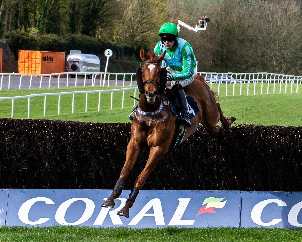 RACE 2 RESULT- @bettingbetuk Free Bets Handicap Chase (Class 4) 🥇Bonza Boy 1/1 Jockey: @williams_lorcan Trainer: Jeremy Scott Owners: Mr G T Lever