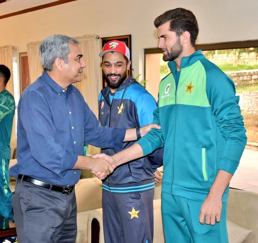 RehanFarman2's tweet photo. All that Unnecessary criticism,hate and pressure but still he is smiling ❤️🔥
Mature enough 🦅
#ShaheenShahAfridi #ShaheenAfridi https://t.co/N3IUjPebFP