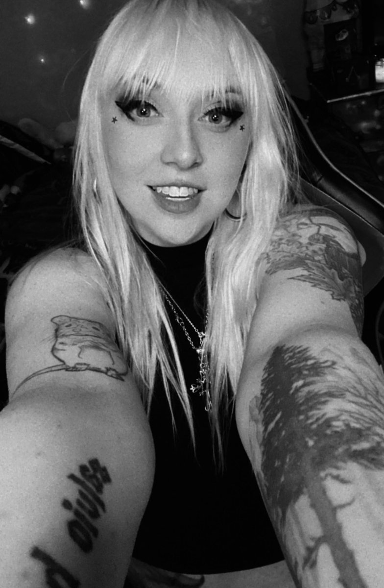 𝓫𝓵𝓲𝓽𝔃🔥🩷🇨🇦 tweet media