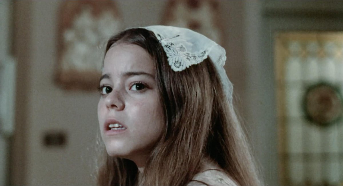 Paula E. Sheppard, who played the title role in Alice, Sweet Alice (1976), was nineteen years old during the making of the movie. However, her character was only twelve years old. 

#HorrorCommunity 
#HorrorFamily 
#HorrorMovies 
#HorrorMovieFacts