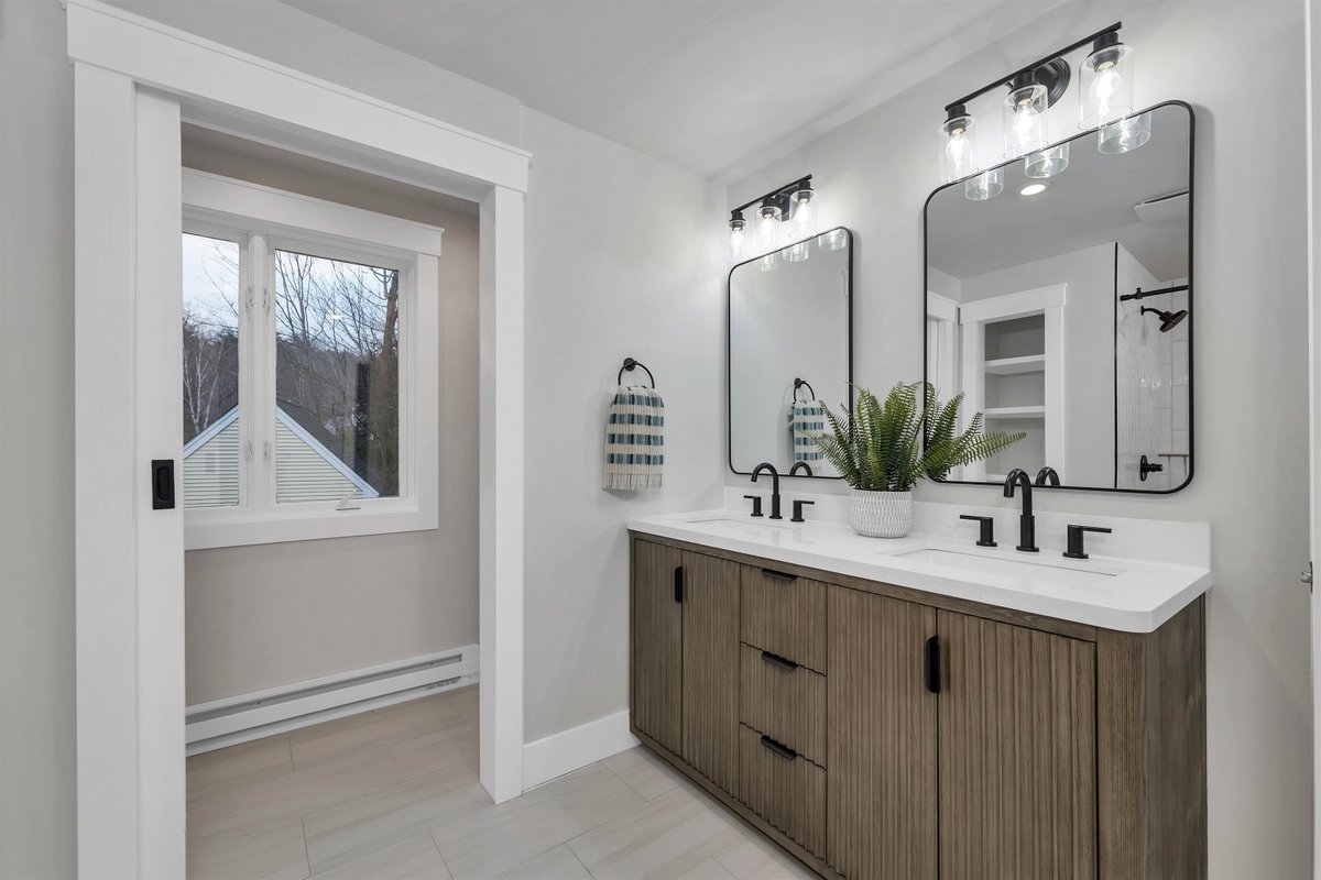 Verani Realty tweet media