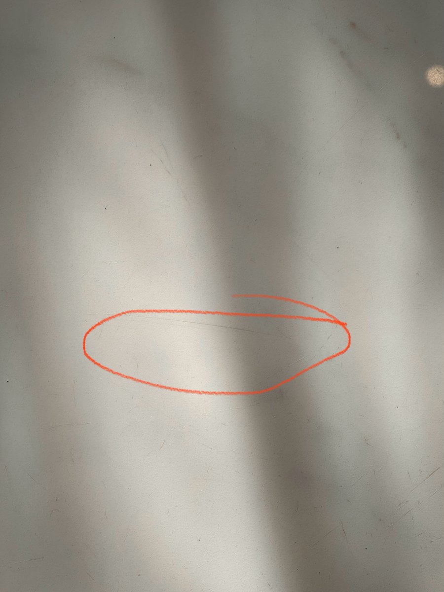 crprabu's tweet image. Avoid Simpolo Super Glossy Primo Collection. Top shiny layer cracks after 1 year of regular use in villa house. 
@simpoloceramics @gujarat_titans #SimpoloTilesAndBathware #SimpoloCollection #GujaratTitans