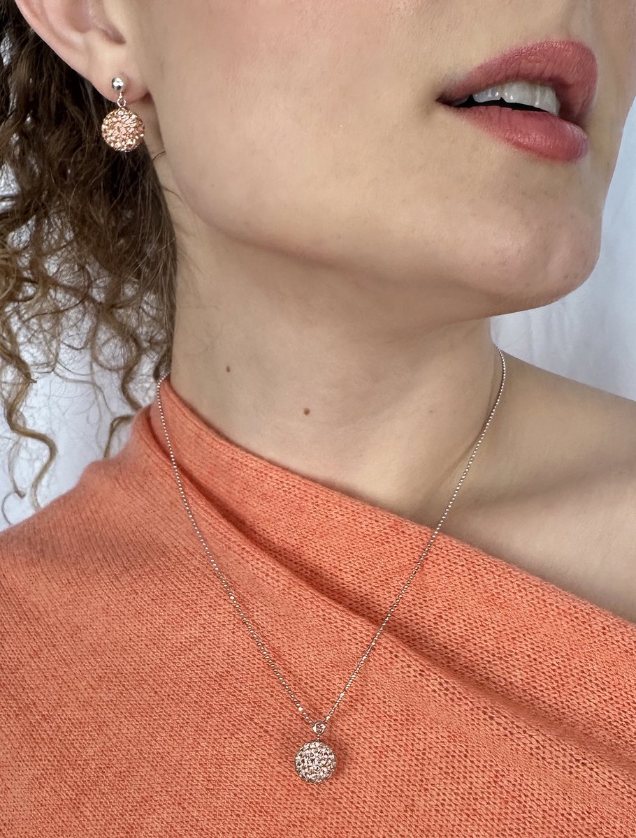 N E W  Coralie earrings and pendant in sterling silver 🪸

#springarrivals #newarrivals #springjewelry #sterlingsilverjewelry