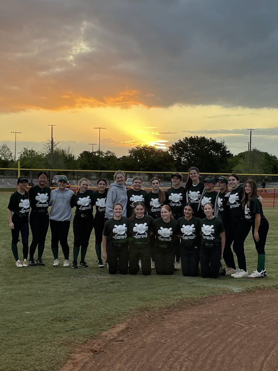 hs_ramapo's tweet photo. Great Spring Training trip to Florida for 8 Games! Thank you to all our sponsor’s and families for making this annual trip possible! @_KSAEvents Thank you Kelly and Kim
We are ready to Roll! #GoPo https://t.co/jleBAc4pUg