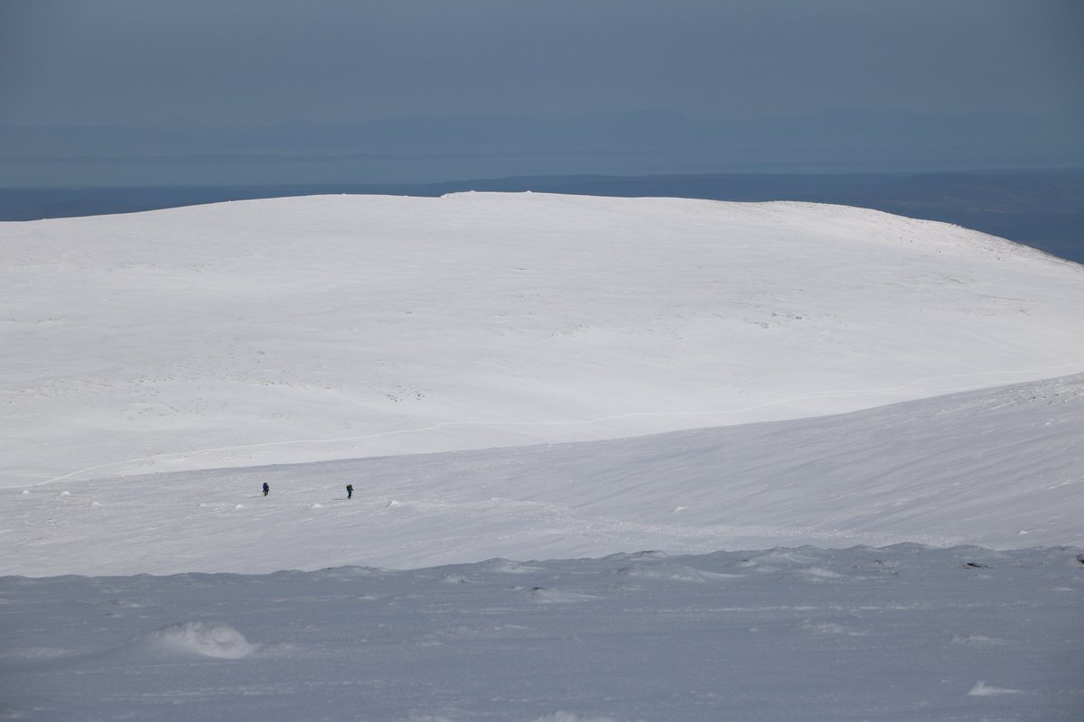 Fantastic conditions to be out on the tops on Easter Sunday. For those interested in long-lasting snow patches, here's a photo of the Sphinx patch which sits below Braeriach. This was previously almost guaranteed to last all year, but has melted in each of the last 3 years.