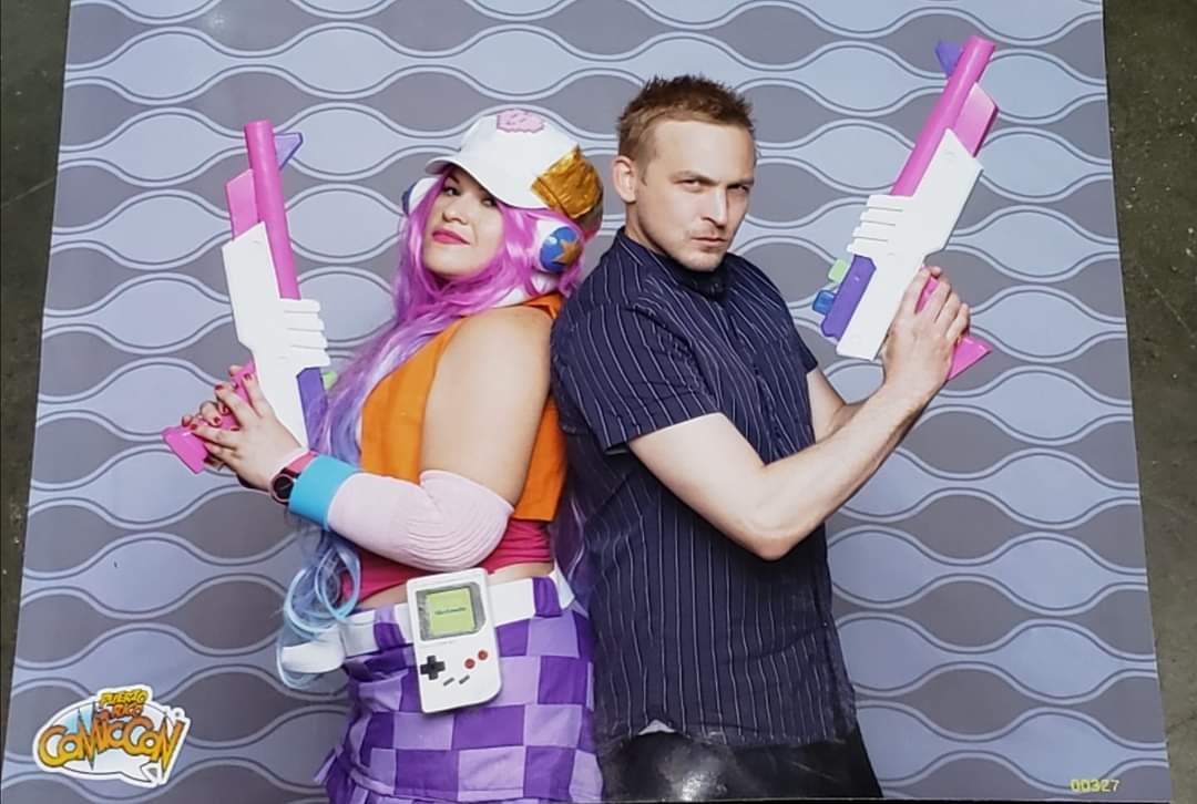 Kitty_Norlu's tweet image. 2010 foto con el pinguino 
2024 con el joker 🥰🥰🥰

Mueroooo felizzz

#PRCC #PRCC2024