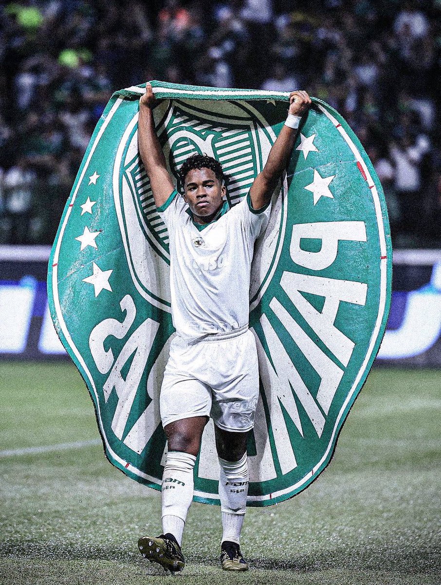 SepData's tweet image. Obrigado, Endrick!

Agora podemos otimizar as vendas nos nossos jogadores da base de  segunda/terceira prateleira só na esteira de “formado no mesmo time do Endrick” 

Nossa base tem grife