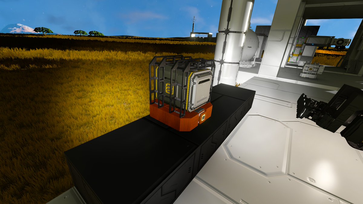 CenturisBlake's tweet image. With my pallet printer automated (video coming soon™️), it&apos;s only right to make the pallets look nice and to give them a dedicated trailer.

#SpaceEngineers #NeedToCreate