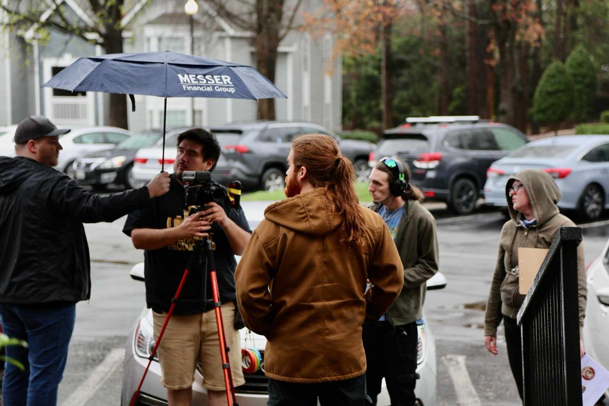 MechProFilms's tweet photo. Few more behind the scenes pictures from set. So much fun. Can't wait to do it again. #temptationred #mechanizedproductions #BehindTheScenes #horror #indiehorror #ncfilm #crewlife #castlife #webseries https://t.co/H1LFn9KXzR