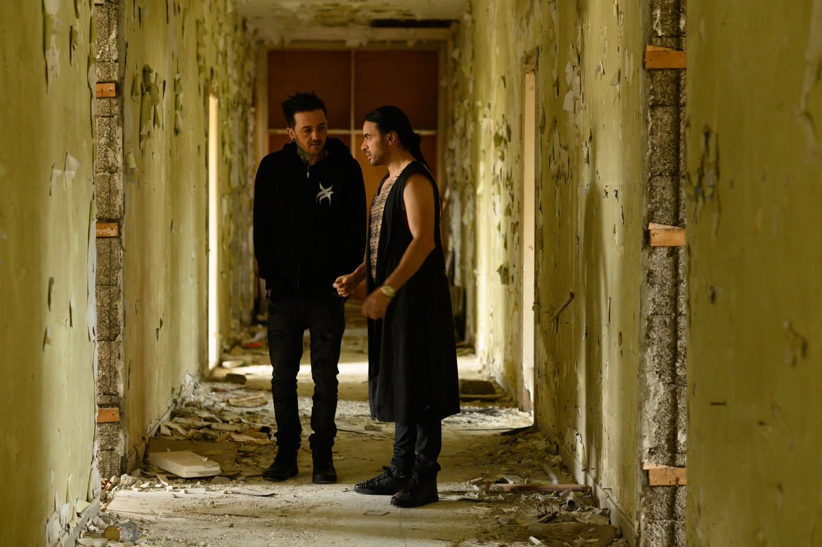 What are Morgan &amp; Zaher talking about? Wrong answers only. 👇😆

#Myrath #Karma