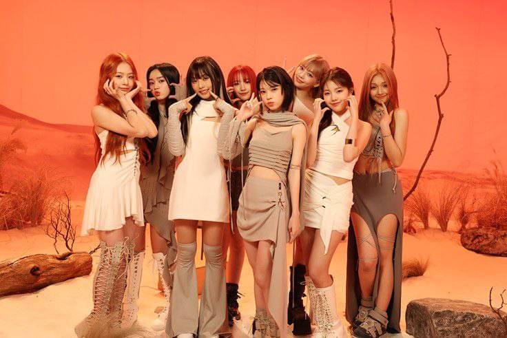 Behind the scenes 𝙒𝙀 𝙐𝙉𝙄𝙎 Jacket Shooting photos ✨