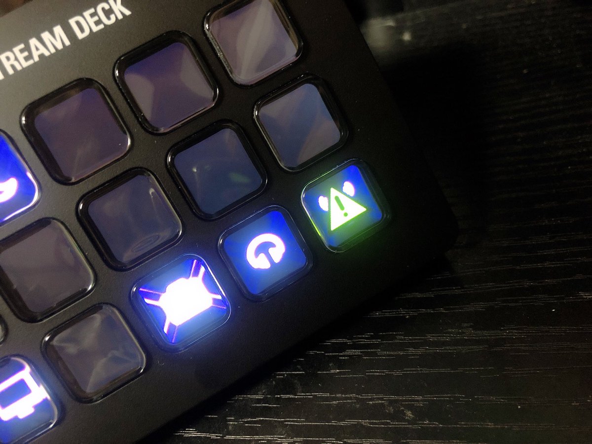 有識者〜 ストリームデックに振り当ててるディスコのマイクとスピーカーミュートがビックリマークでて操作出来なくなったんですけど、原因わかる人いますか〜  ディスコ関連以外なら操作出来ます
