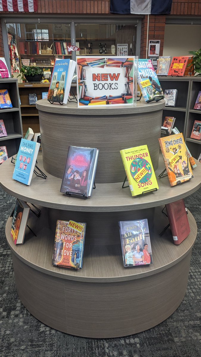 EaglecrestLib's tweet photo. New month, new books! Stop by and check them out! https://t.co/PT8yjJPsT6