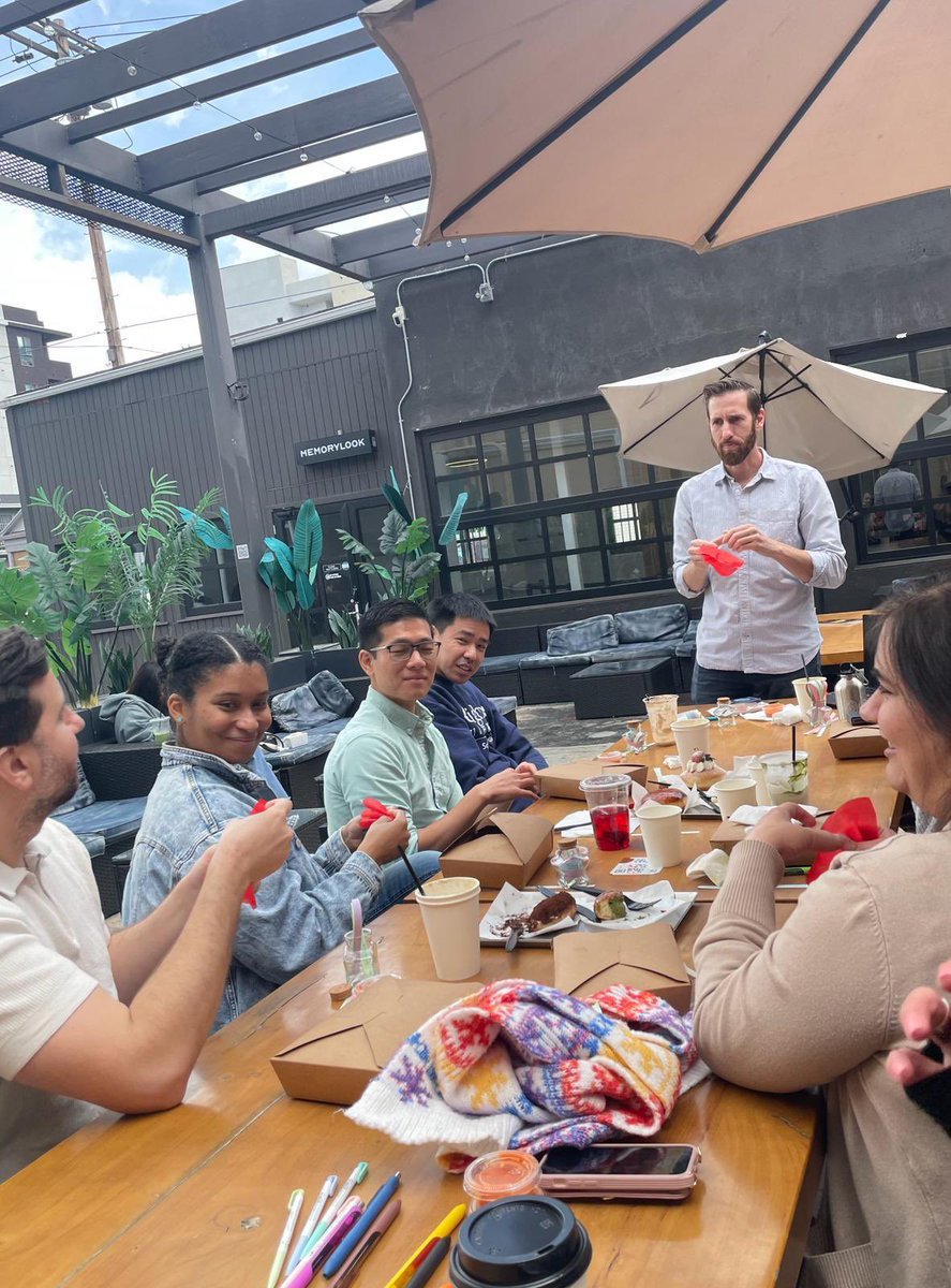 CHLA_PHMFellows's tweet photo. This past week, our fellows gathered together for our annual Fellowship Retreat! We learned about Finance 💵, Magic in Medicine🪄, and shared gratitude with our PC and PDs☺️.

Not pictured (us escaping from the hardest level escape room 🚪). https://t.co/RQCqCSfHjf