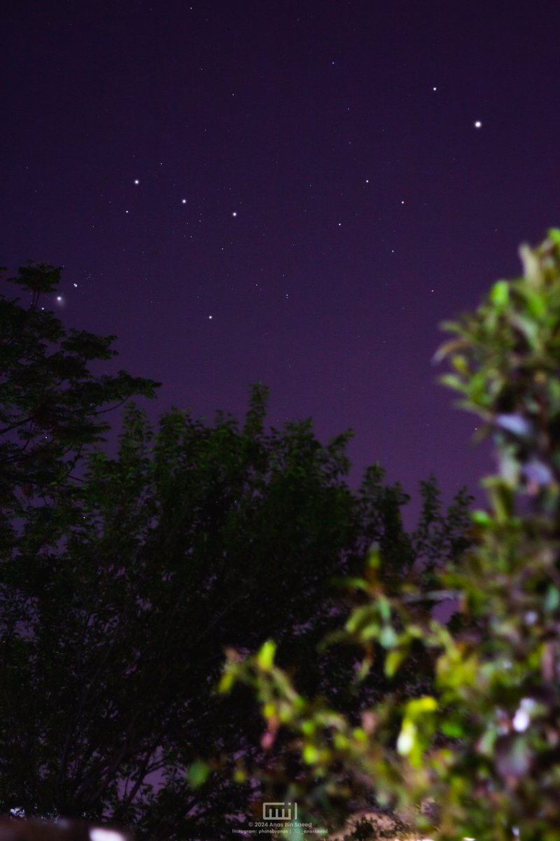 _anassaeed's tweet photo. The Orion - my favourite of all constellations 😍 https://t.co/YNQyGUJqTc
