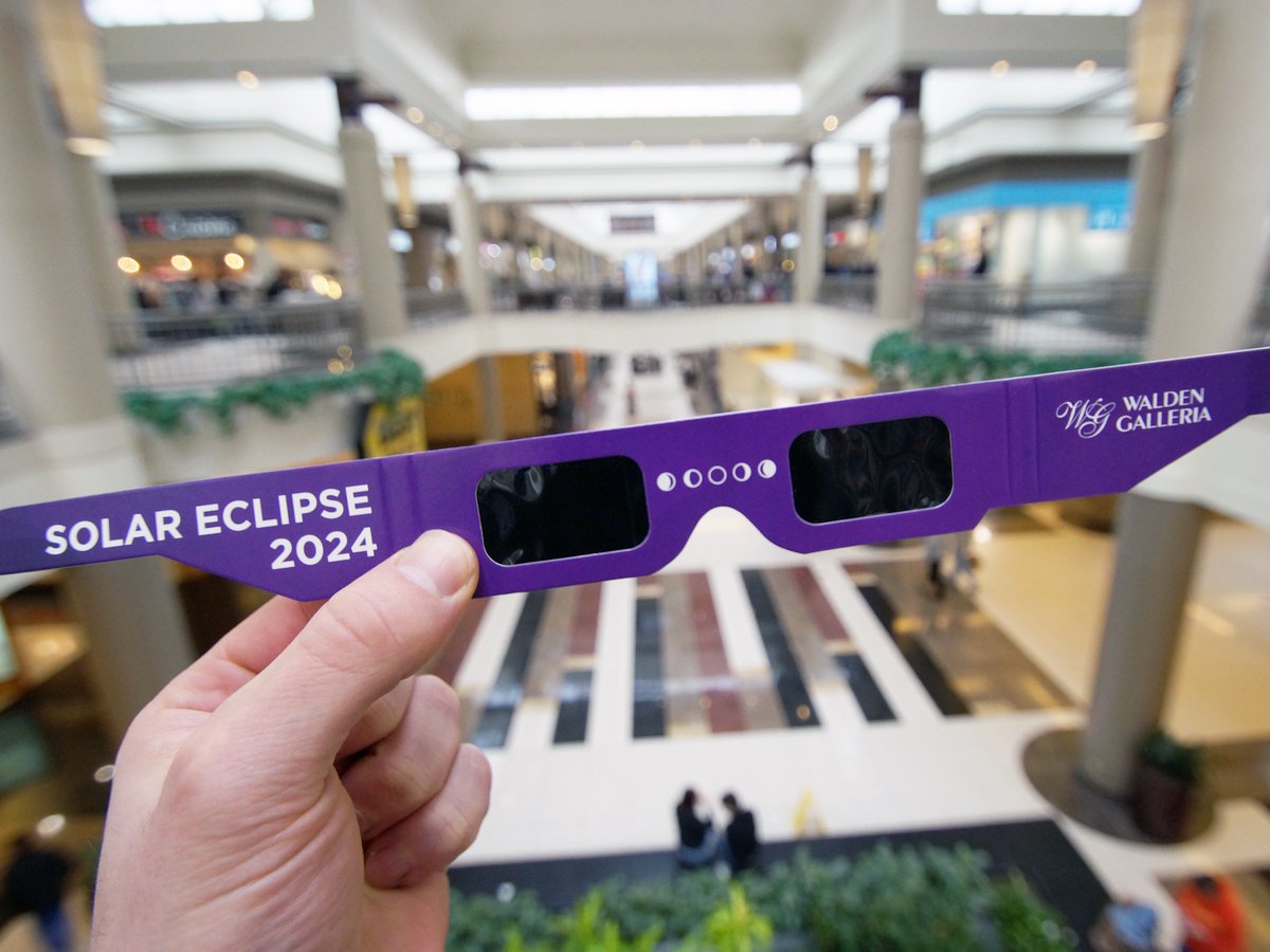 👓🌒 Get your FREE Walden Galleria Solar Eclipse Glasses!

Customers who subscribe to our email list can claim a free pair of solar eclipse glasses! Glasses must be claimed at <a href="/RegalMovies/">Regal</a> Walden Galleria during business hours.

Get your glasses: bit.ly/wgsolareclipse…